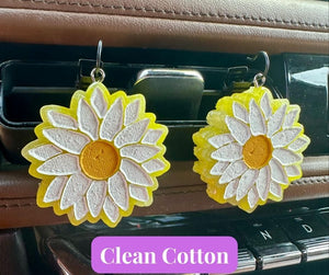 Freshie- Daisy Flower Vent Clip Set