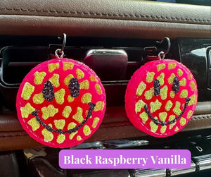 Freshie- Happy Cheetah Face Vent Clip Set