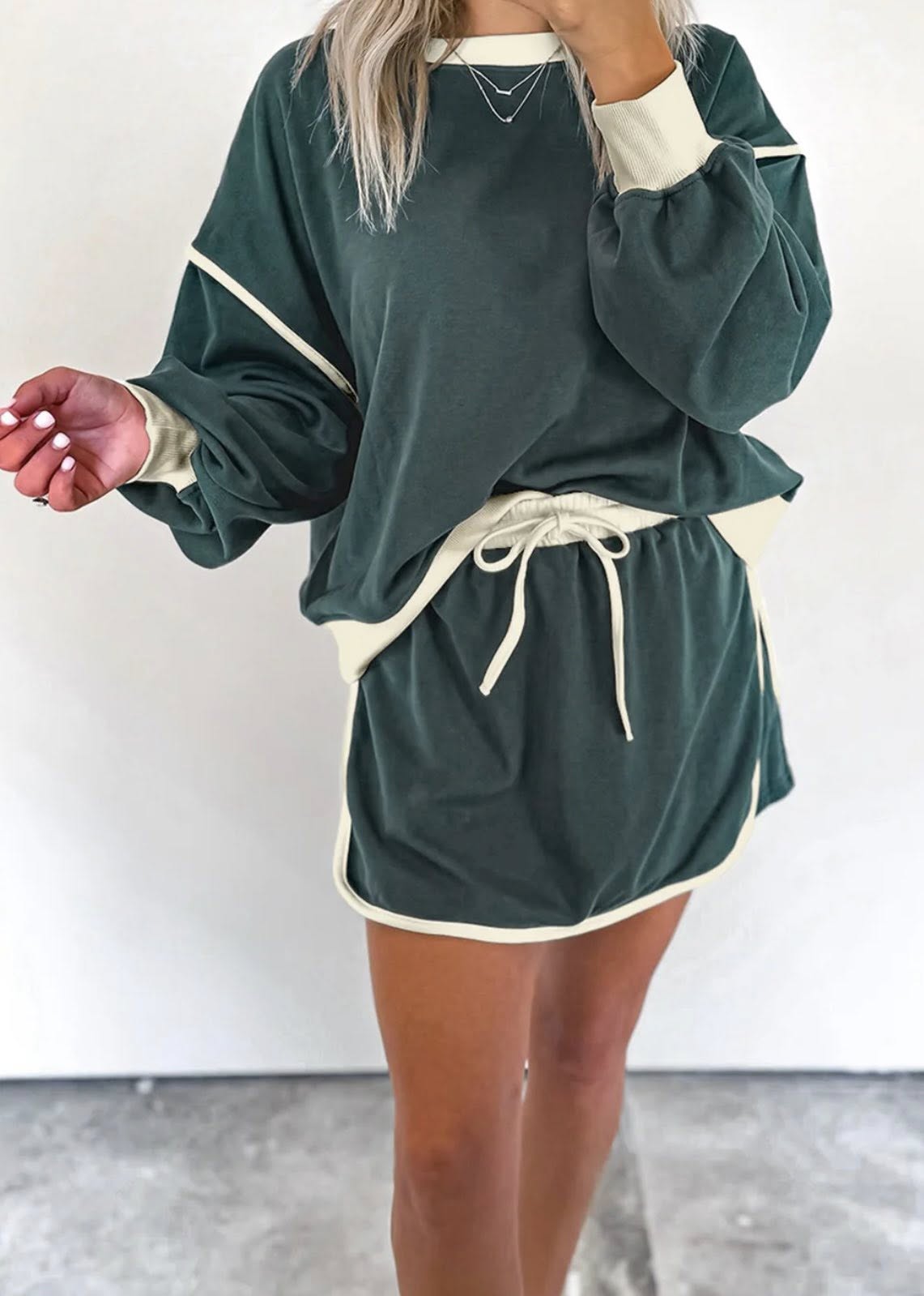 Pullover Skort Set